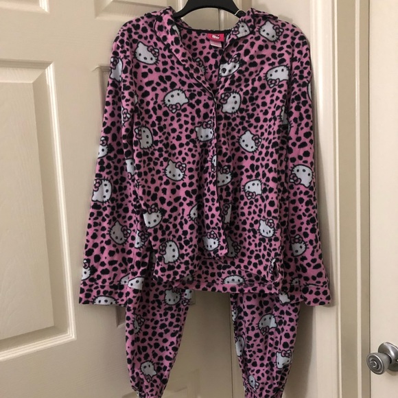 Hello Kitty Other - Hello Kitty Pajamas Set